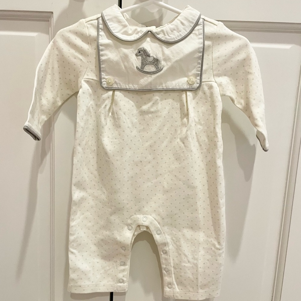 NWT Janie and Jack , ivory and gray onesie, size 0-3 Mos